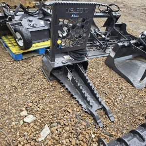 Melecio Mini-skid Tree Puller/Stump Buceket