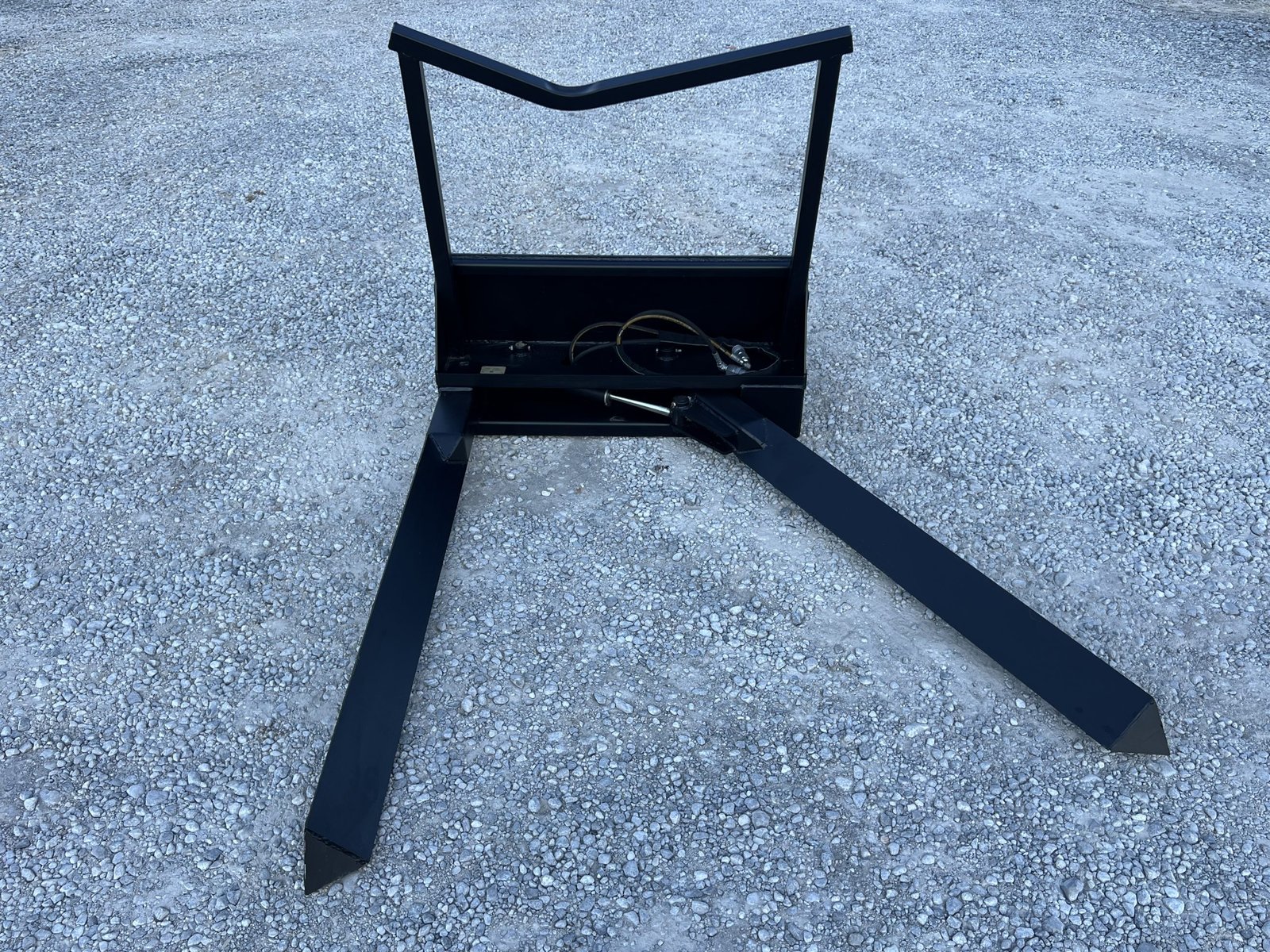 Hydraulic Nursery Tree Fork Attachment Fits Skid Steer Tractor Quick Attach - Image 4