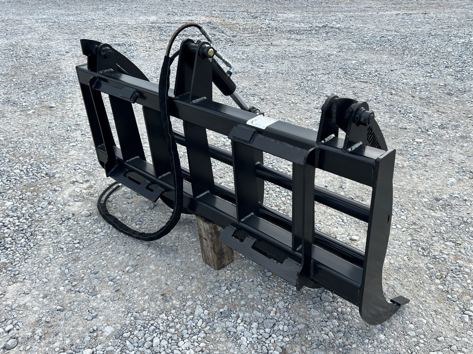 60″ Compact Tractor Root Rake Clam Grapple Attachment Fits Skid Steer Quick Attach - Image 5