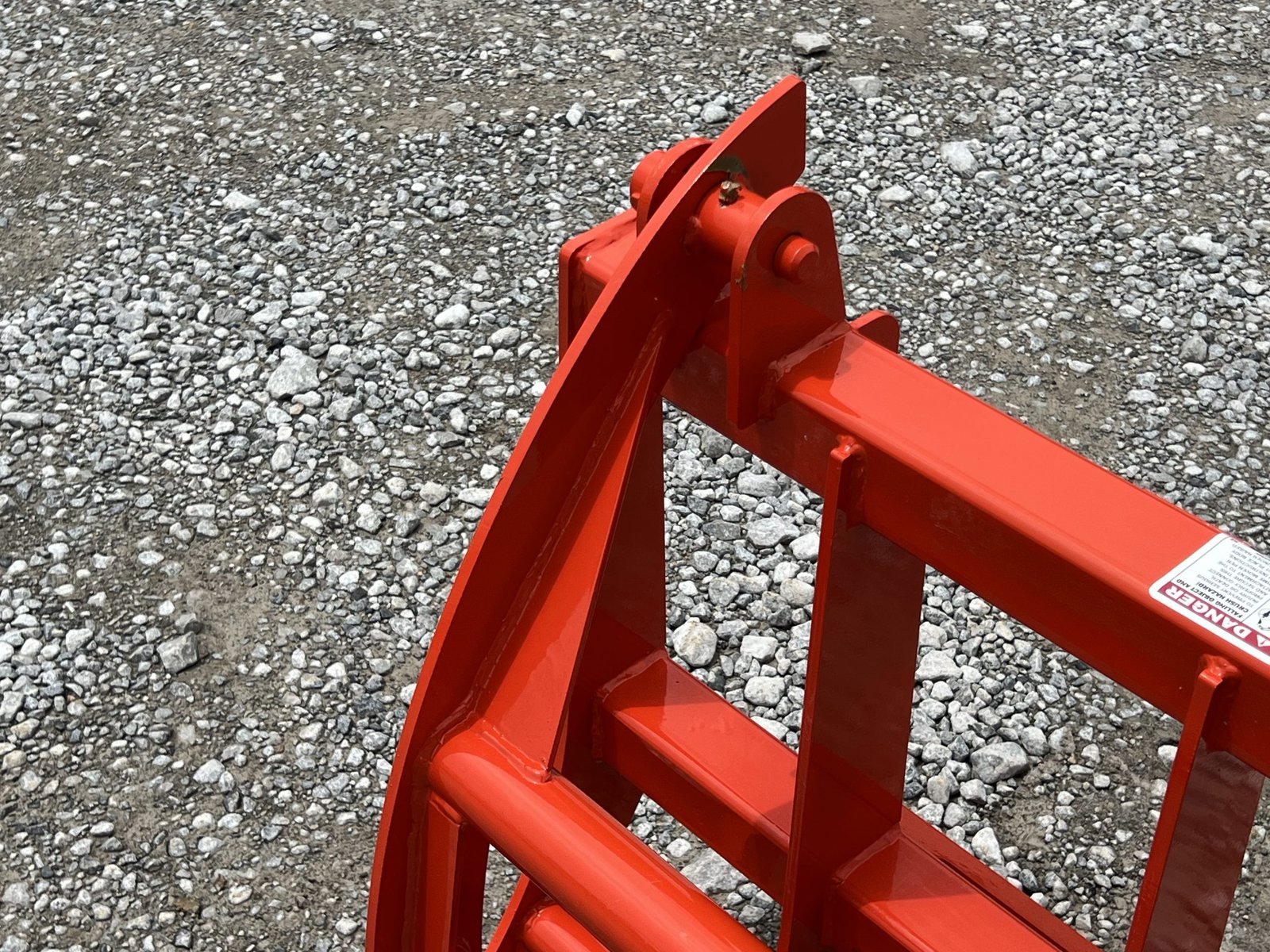 60″ Compact Tractor Root Rake Clam Grapple Attachment Fits Skid Steer Quick Attach - Image 10