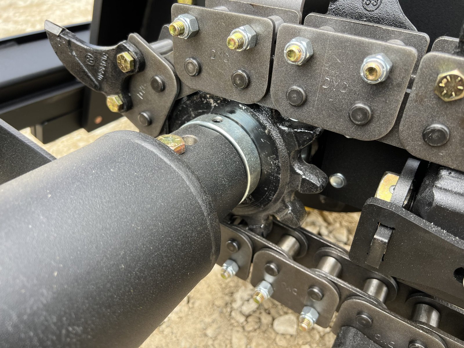 36″ x 6″ Digga Bigfoot Combo Trencher Attachment Fits Bobcat MT Mini Skid Steer - Image 13