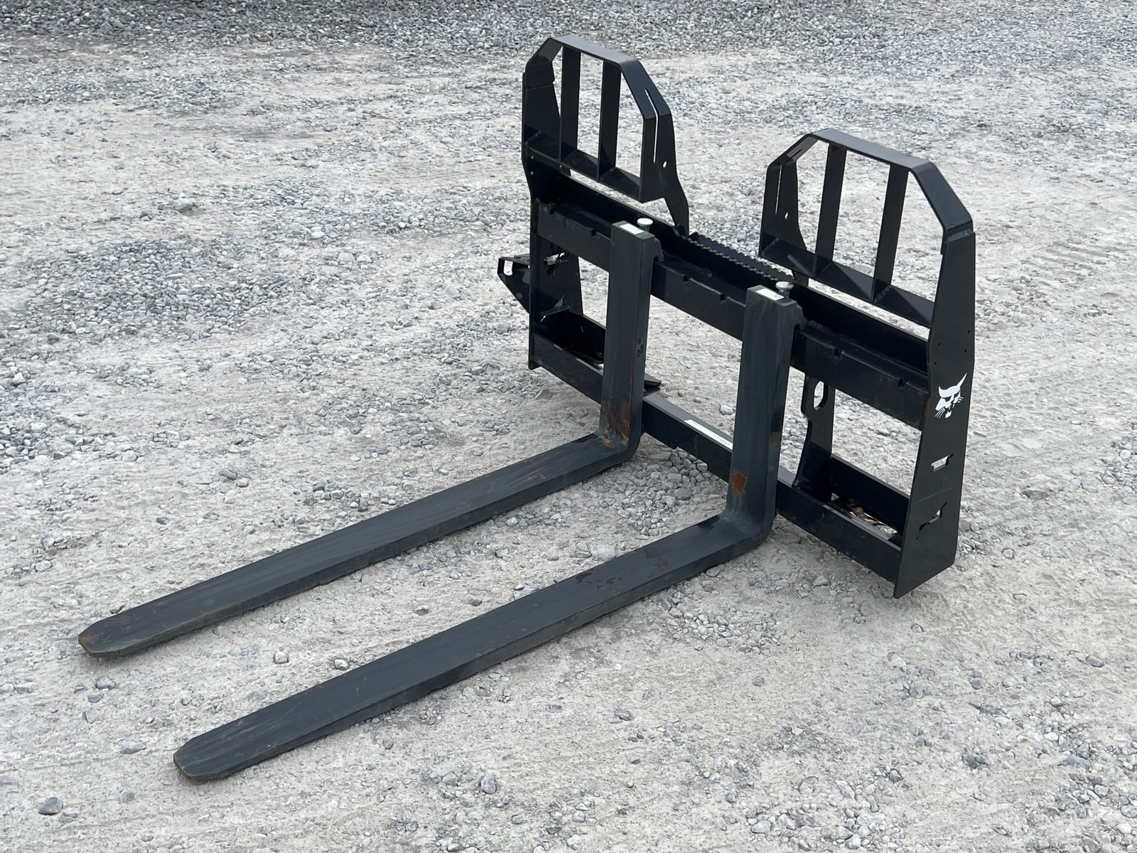 48″ Long 4,000 lb Bobcat Heavy Duty Pallet Fork Loader Skid Steer Attachment
