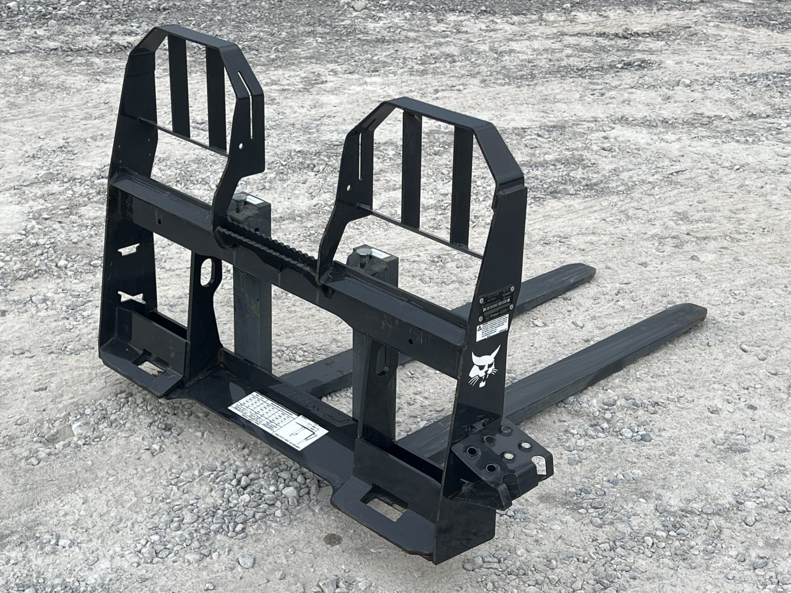 48″ Long 4,000 lb Bobcat Heavy Duty Pallet Fork Loader Skid Steer Attachment - Image 5