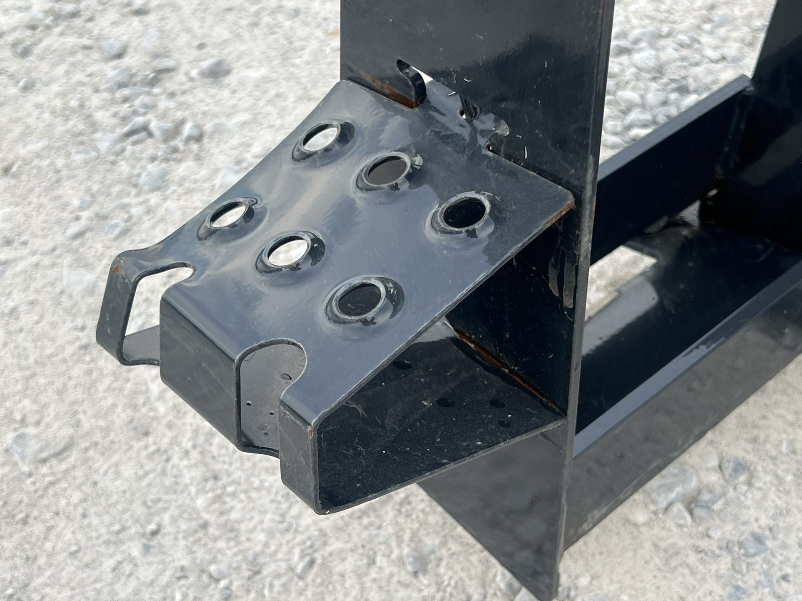 48″ Long 4,000 lb Bobcat Heavy Duty Pallet Fork Loader Skid Steer Attachment - Image 11