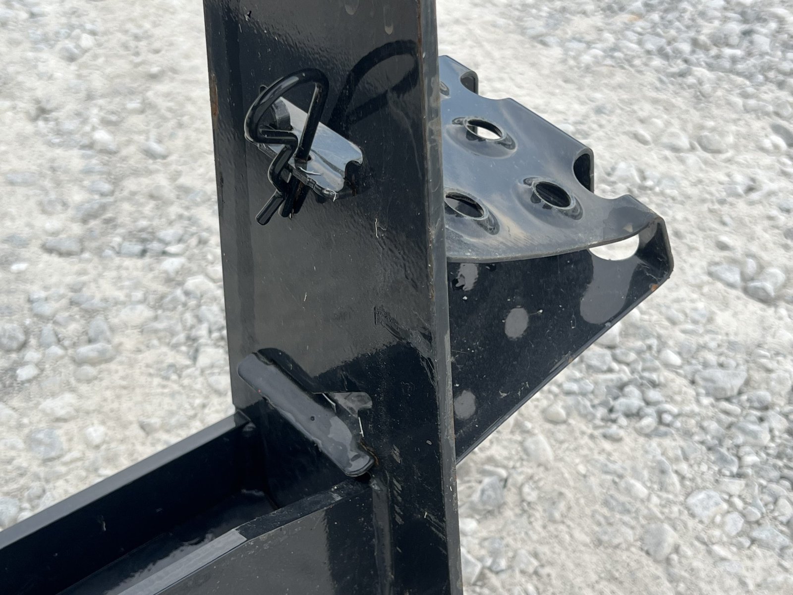 48″ Long 4,000 lb Bobcat Heavy Duty Pallet Fork Loader Skid Steer Attachment - Image 12