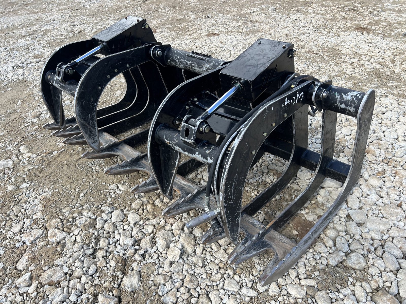 2023 80″ RG3080 Root Rake Grapple Attachment Dual Cylinder Fits Kubota Skid Steer - Image 2