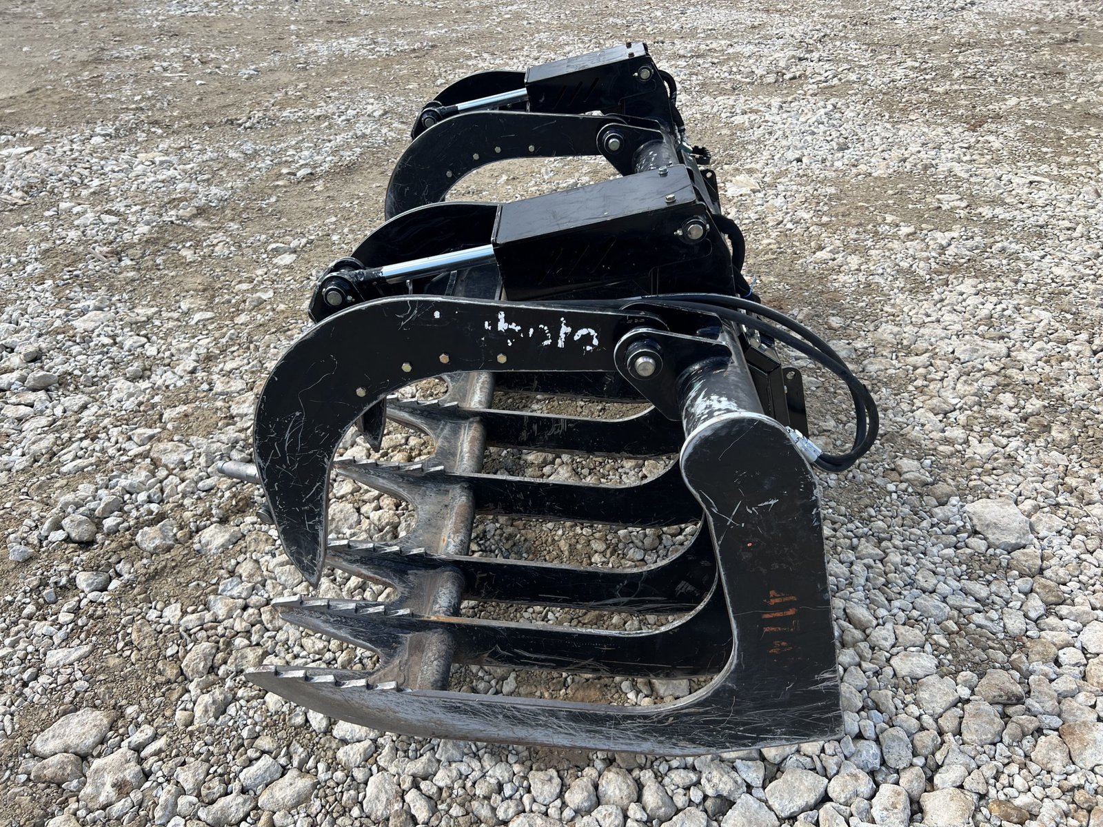 2023 80″ RG3080 Root Rake Grapple Attachment Dual Cylinder Fits Kubota Skid Steer - Image 8