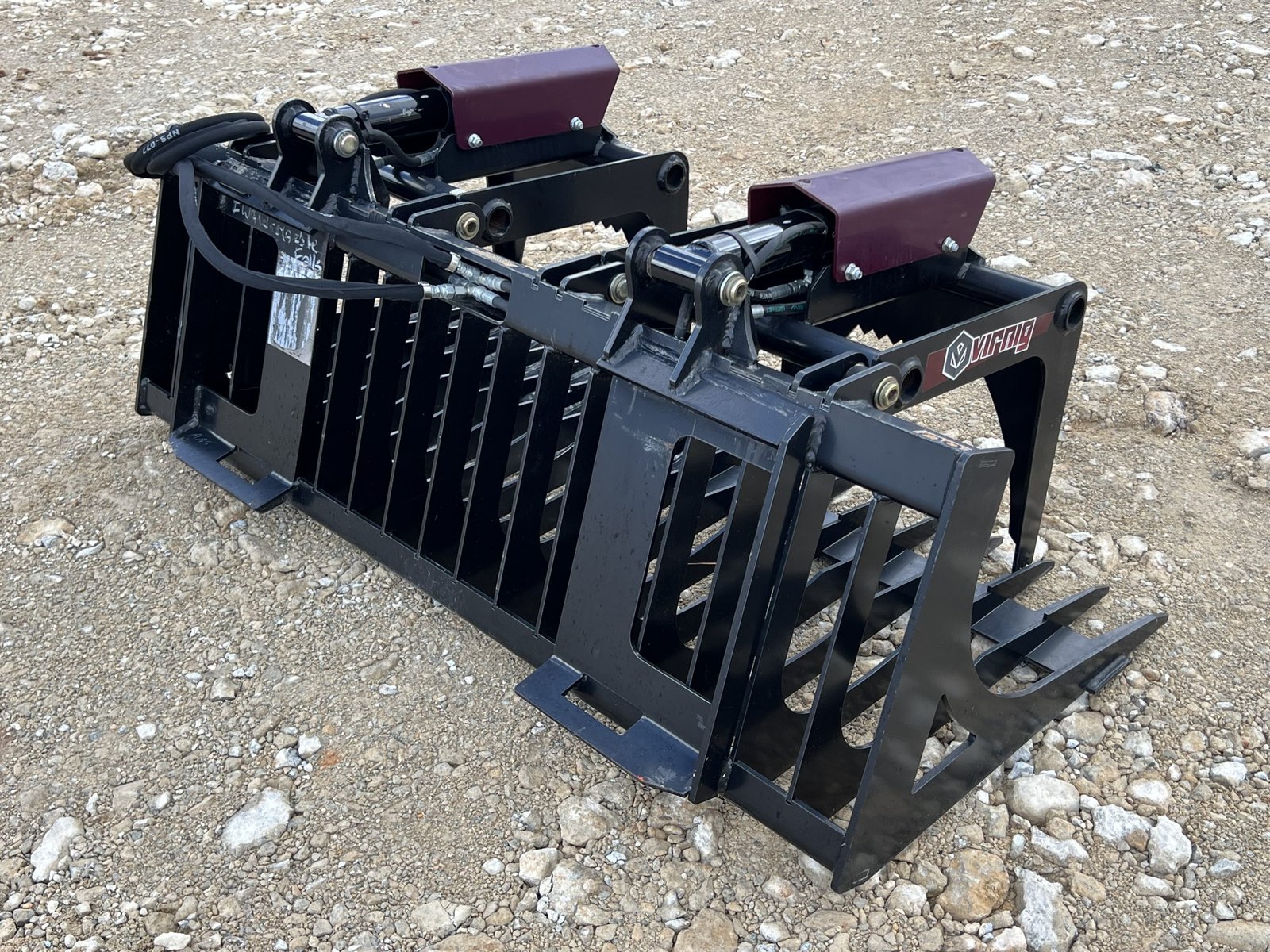 Virnig 60″ V30 Skeleton Rock Bucket Grapple Fits Compact Tractor Quick Attach - Image 5