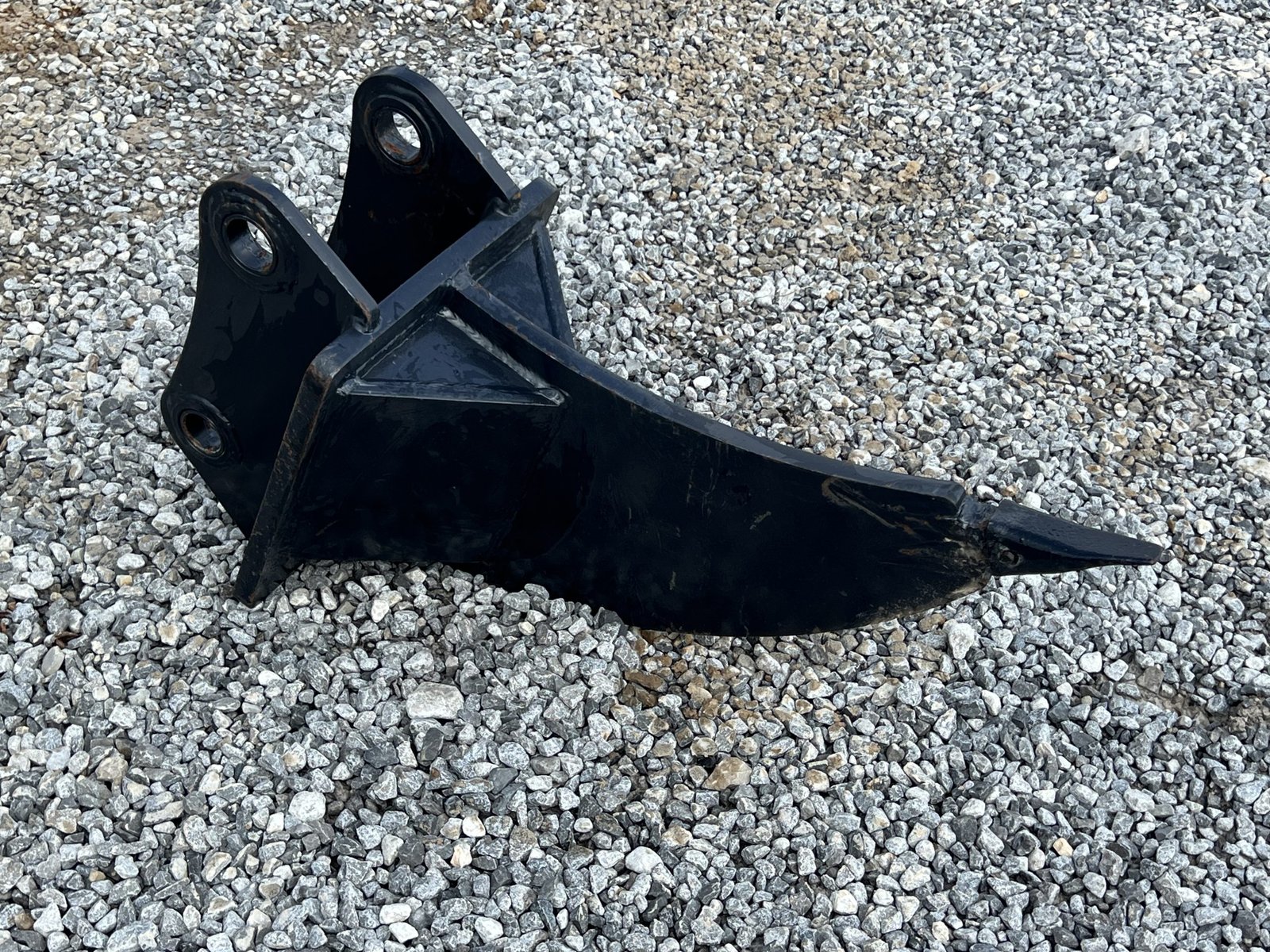 John Deere 310SG Backhoe Loader Frost Ripper Attachment - Image 2