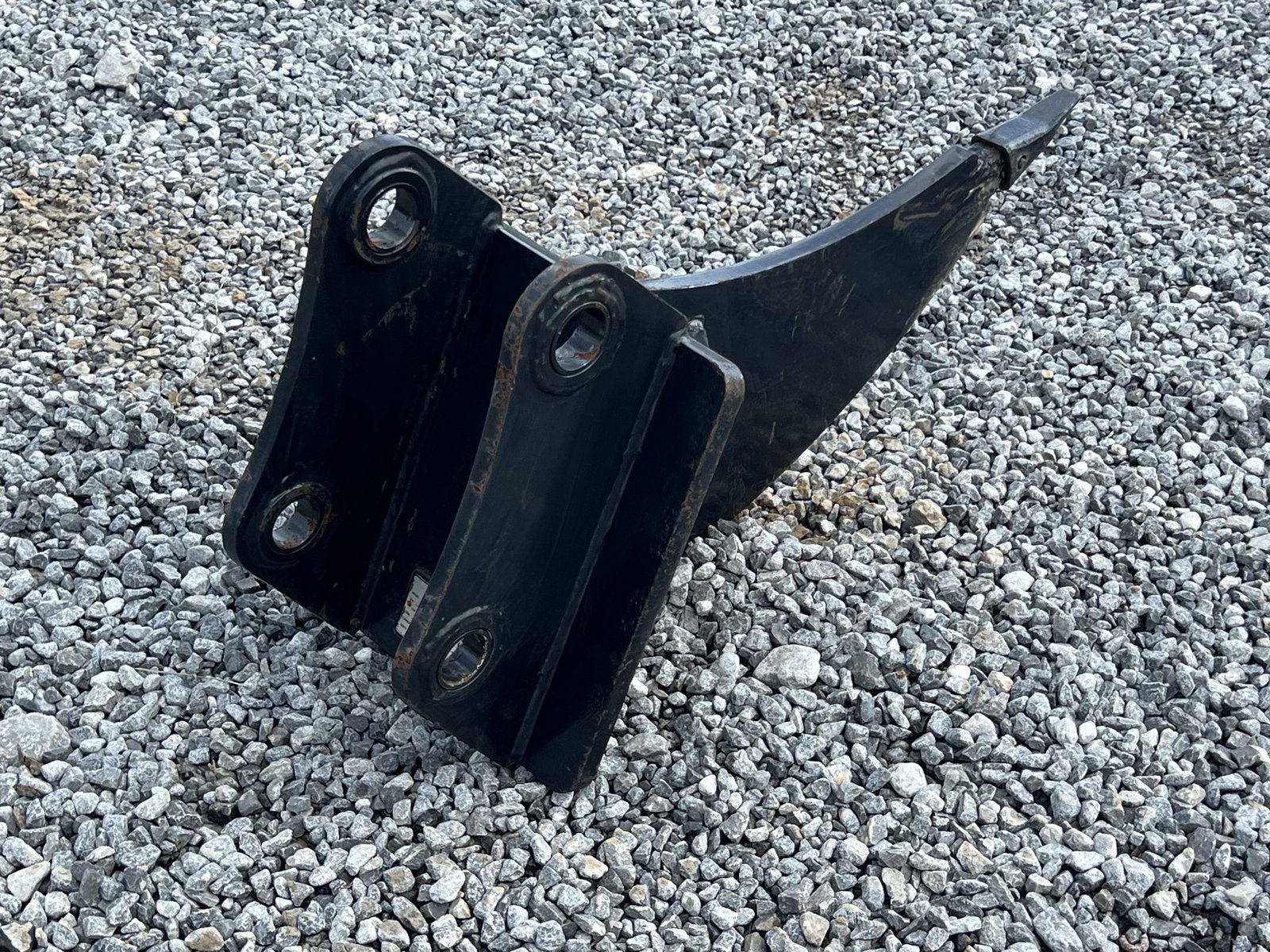 John Deere 310SG Backhoe Loader Frost Ripper Attachment - Image 7