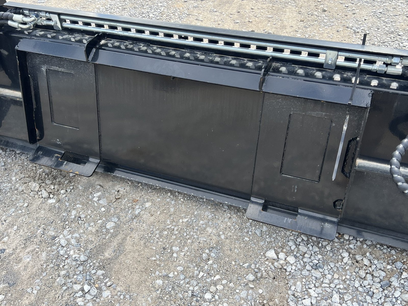 72″ 4-IN-1 Multi Purpose Combination Smooth Bucket Attachment Fits Skid Steer QA - Image 12