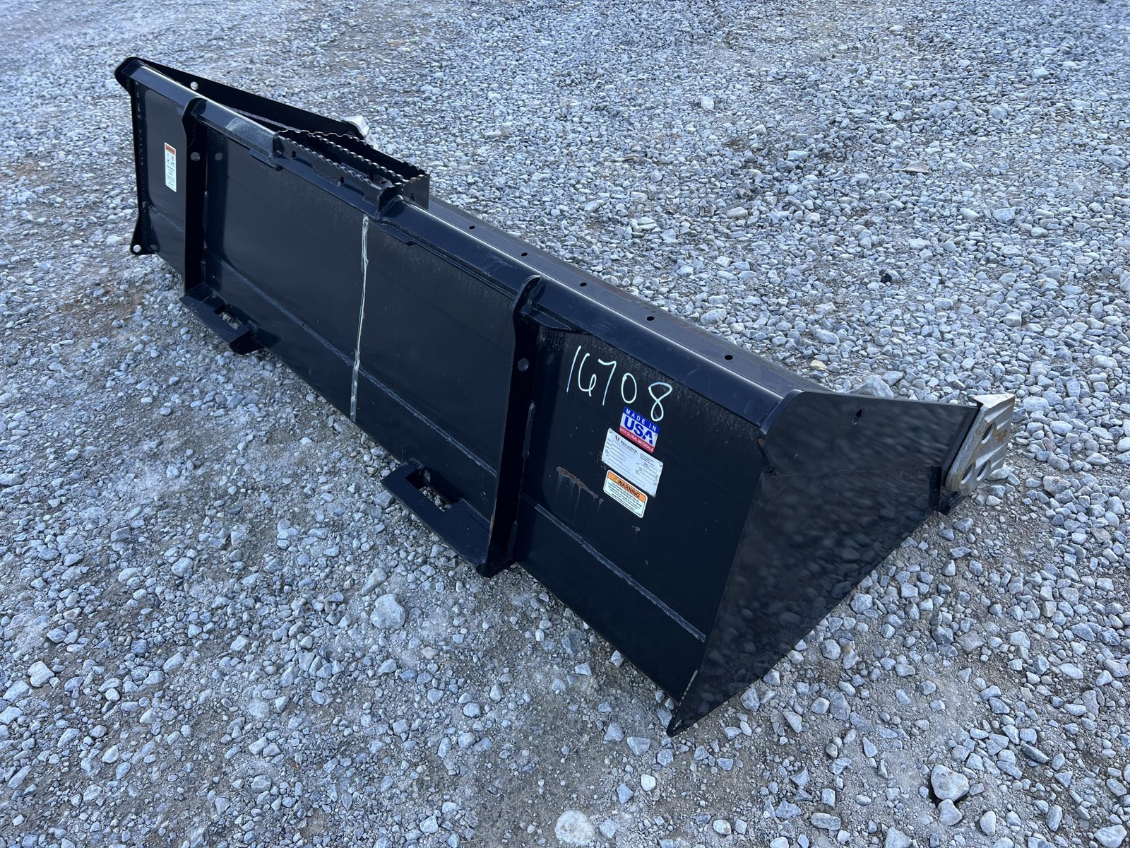 2023 78″ Paladin Bradco Smooth Low Profile Bucket Fits Skid Steer Loader - Image 5