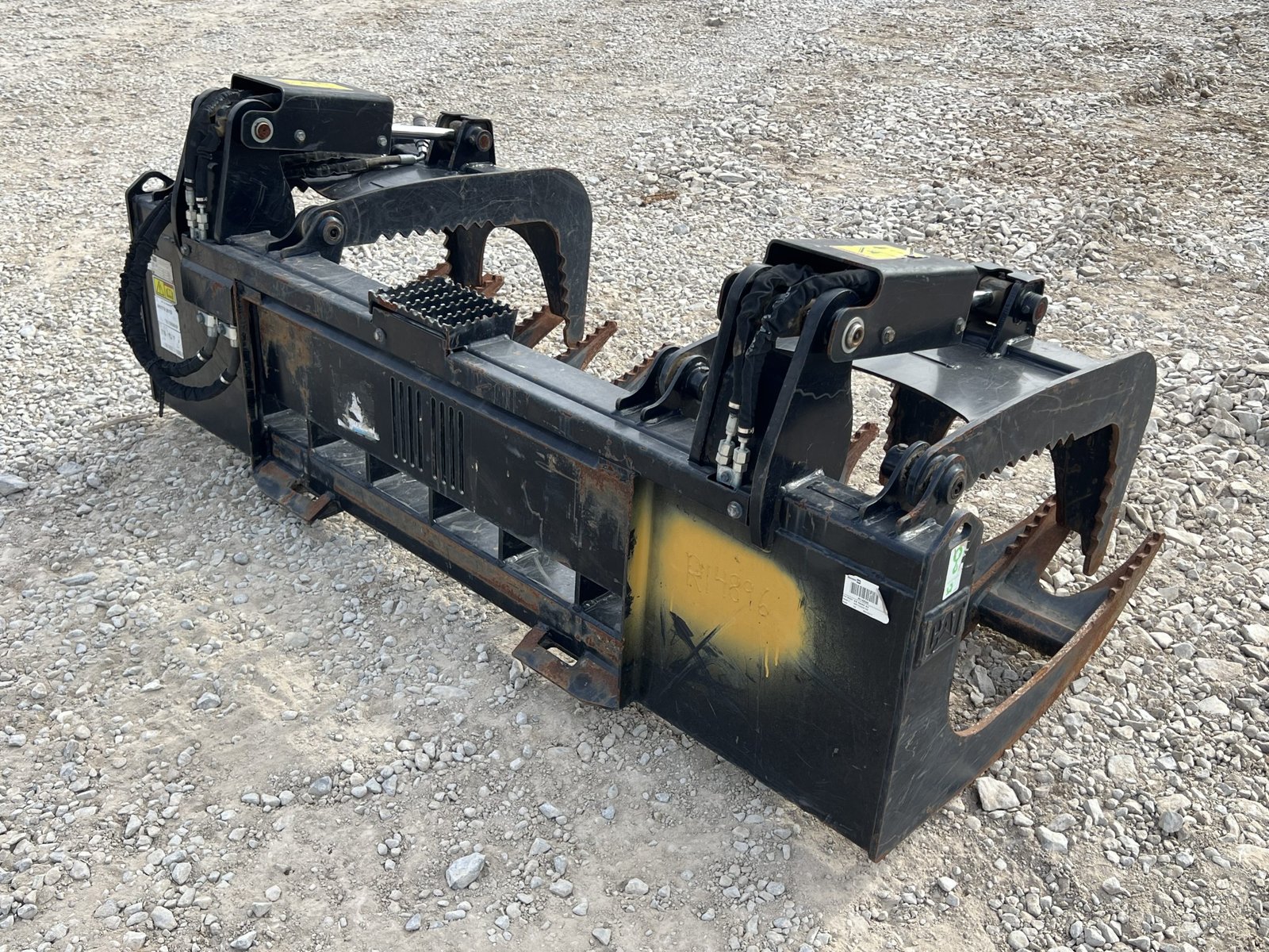 2021 CAT 84″ Industrial Root Rake Grapple Attachment Fits Skid Steer Loader - Image 5