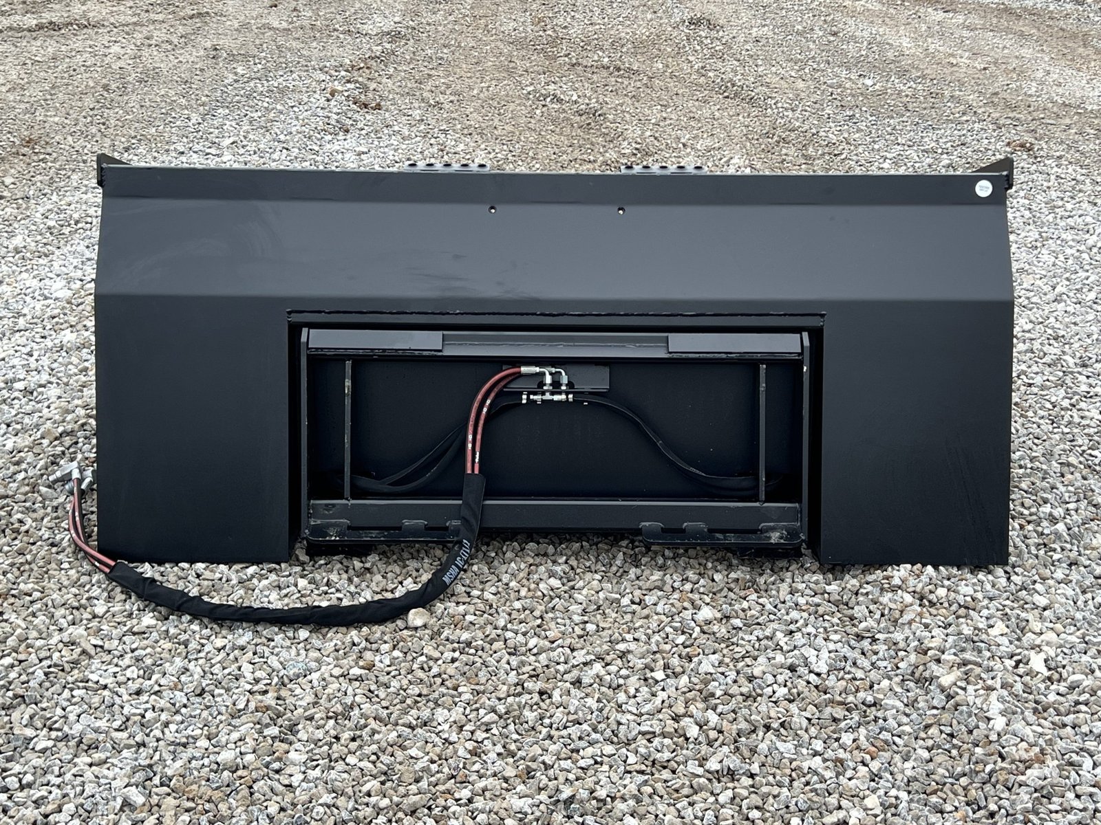 84″ High Front Dump Bucket Attachment Fits Skid Steer Quick Attach - Image 6