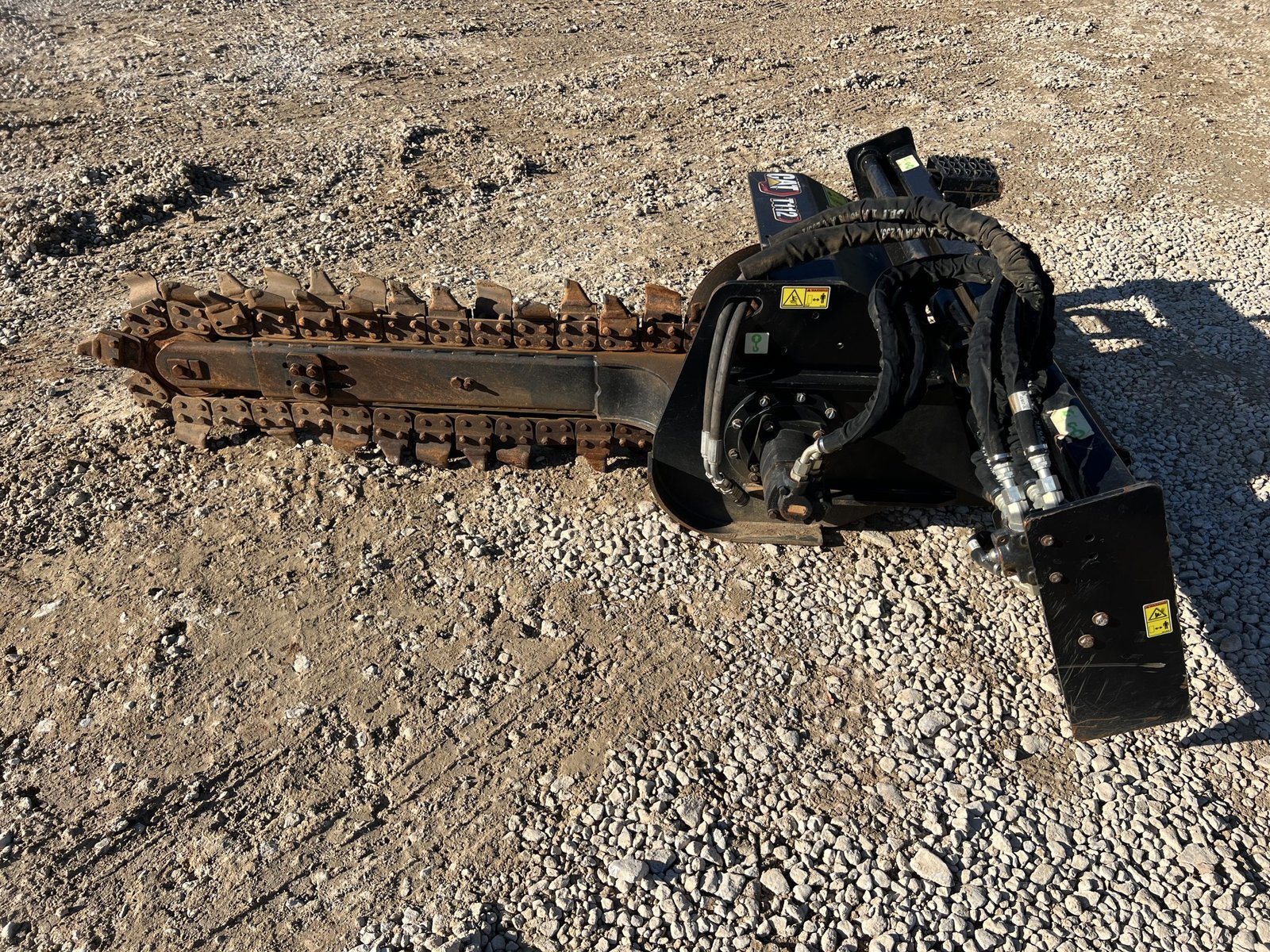 2021 CAT T112 48″ x 6″ Trencher Attachment Combo Chain Fits Skid Steer - Image 5