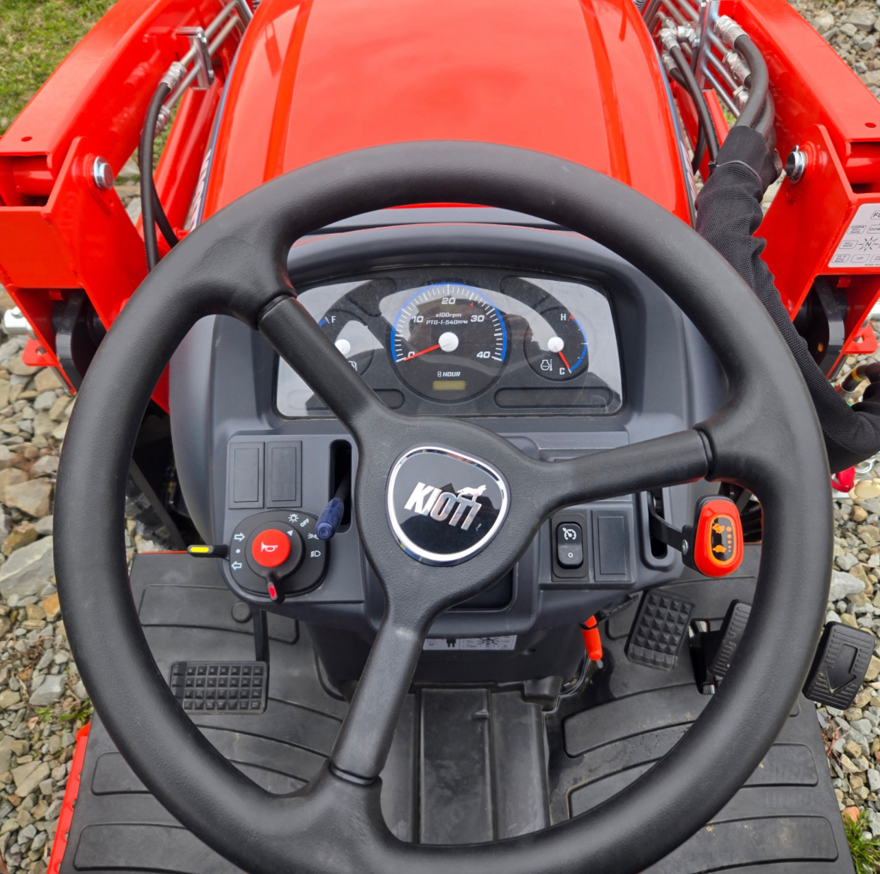 2025 Kioti CX 2510 TL 4×4 Tractor - Image 4