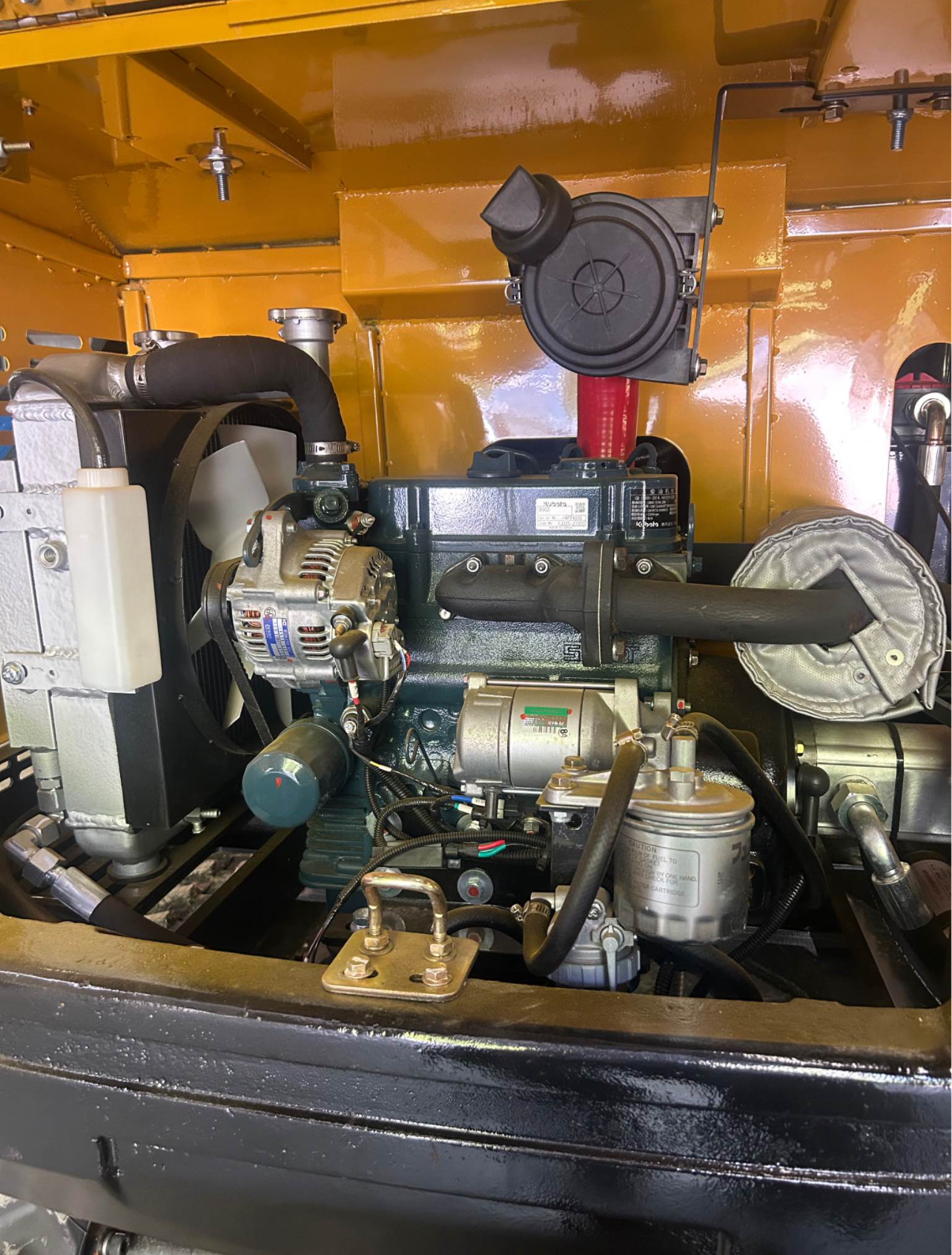 QNT30 mini excavator - Image 4