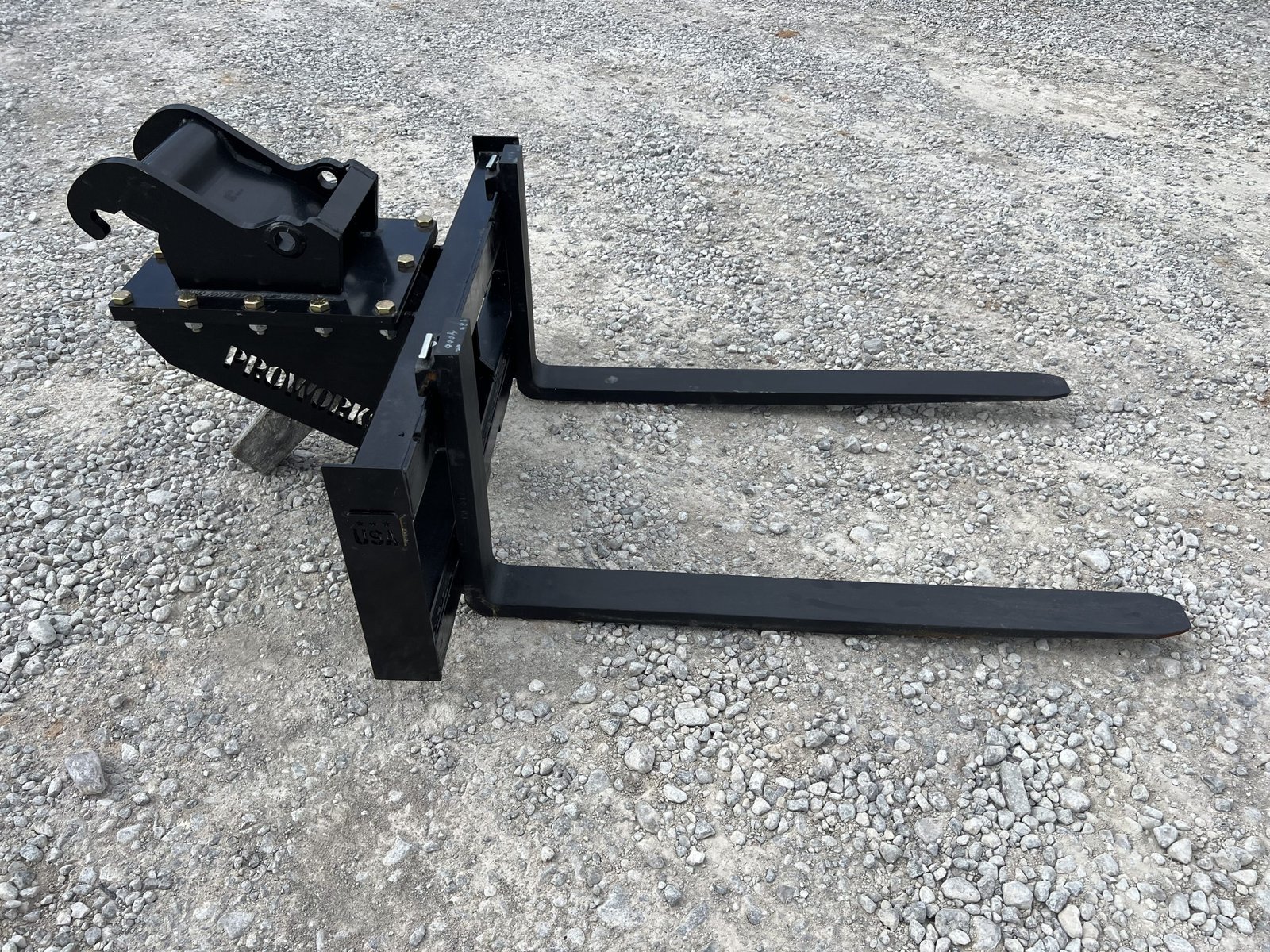 48″ 5,500 Pound Pallet Forks Attachment Fits Bobcat Quick X-Change Mini Excavator - Image 8