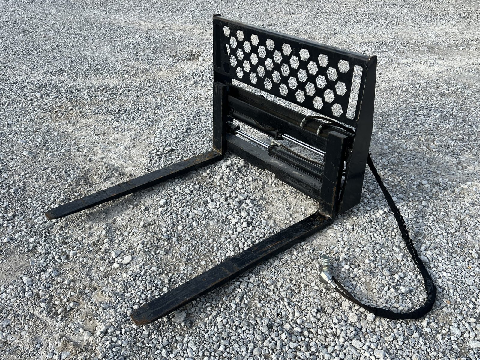 48″ Hydraulic Pallet Forks Fork Positioner Fits Skid Steer Tractor Quick Attach - Image 2