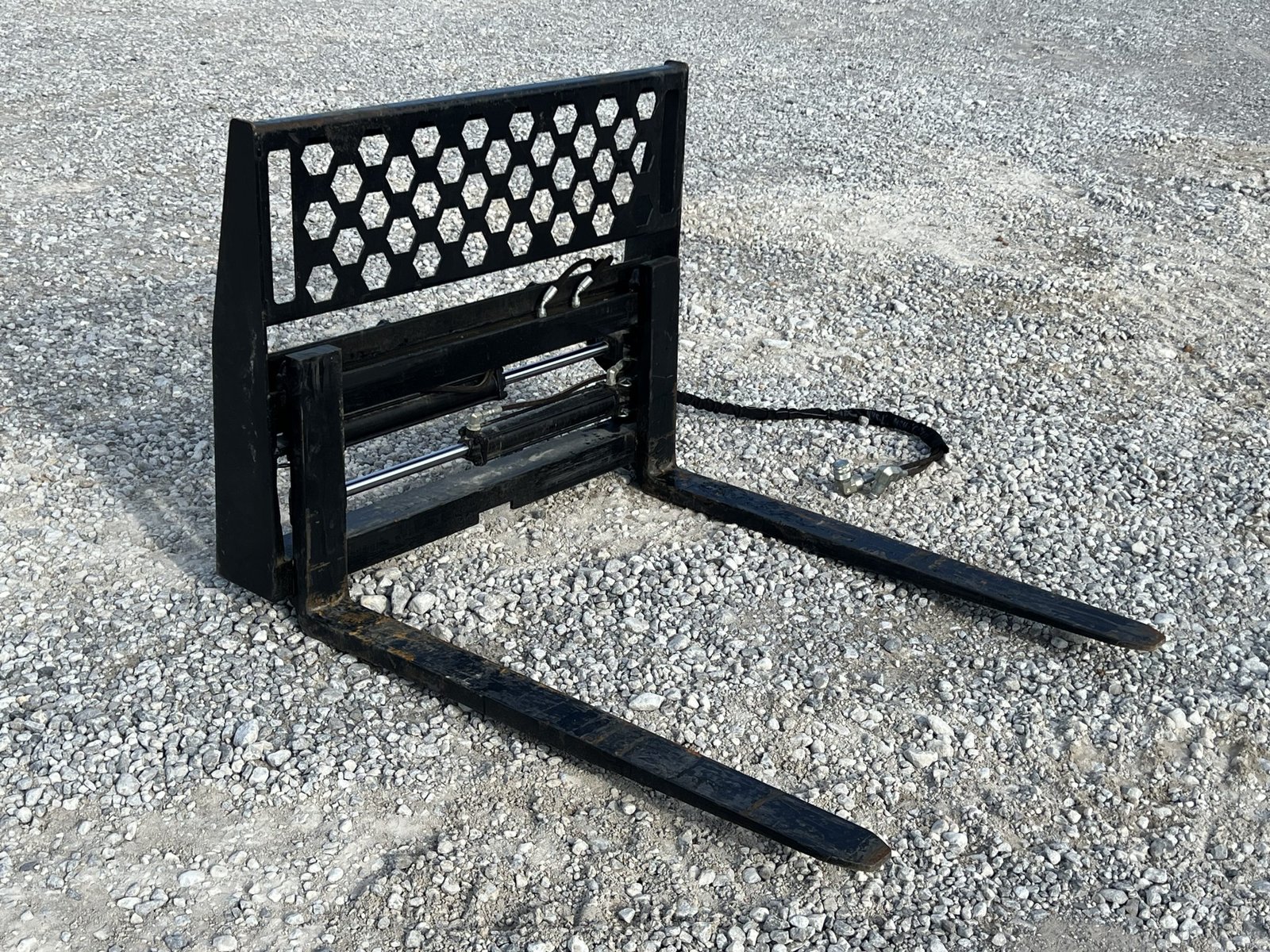 48″ Hydraulic Pallet Forks Fork Positioner Fits Skid Steer Tractor Quick Attach