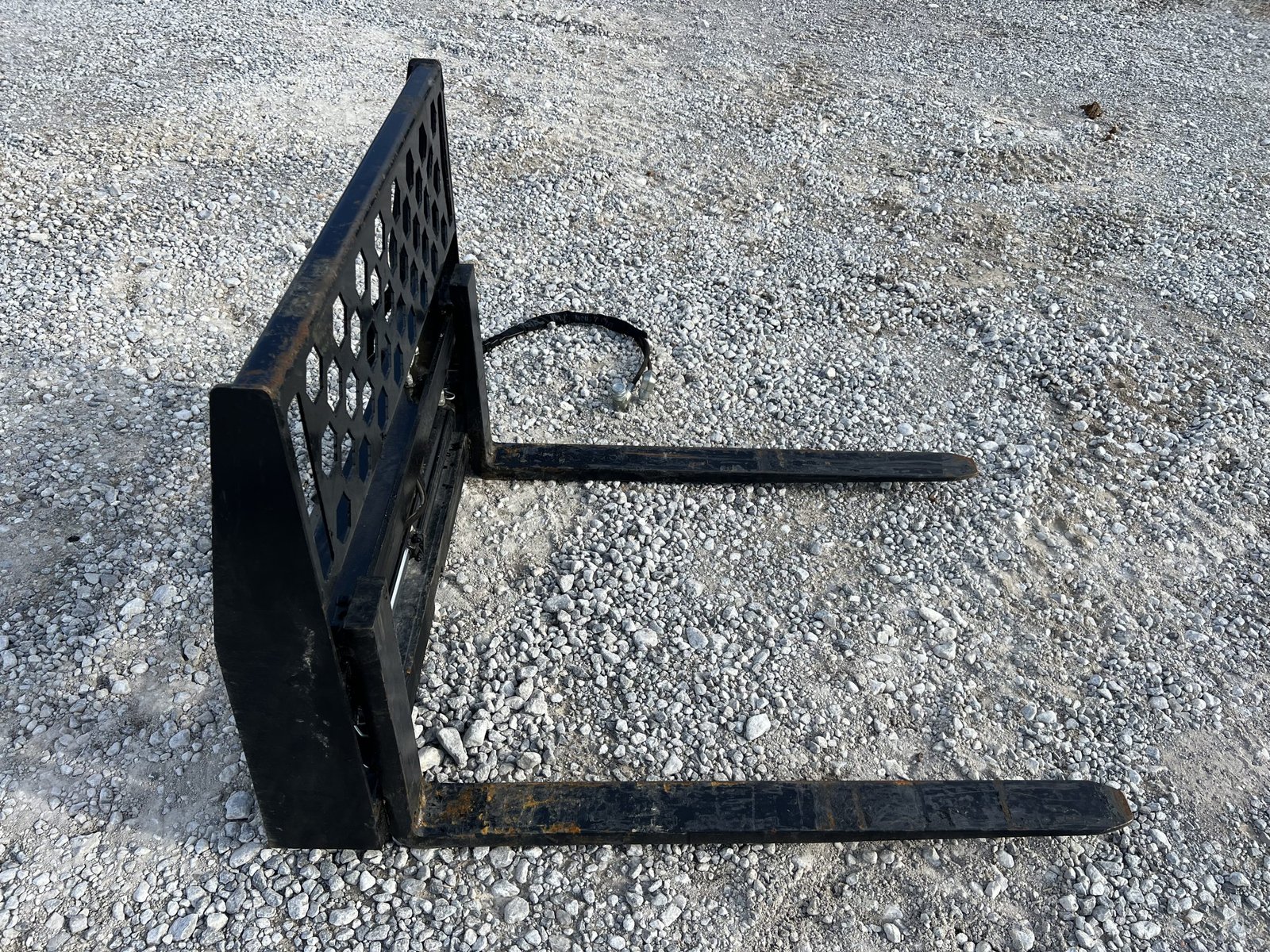 48″ Hydraulic Pallet Forks Fork Positioner Fits Skid Steer Tractor Quick Attach - Image 3