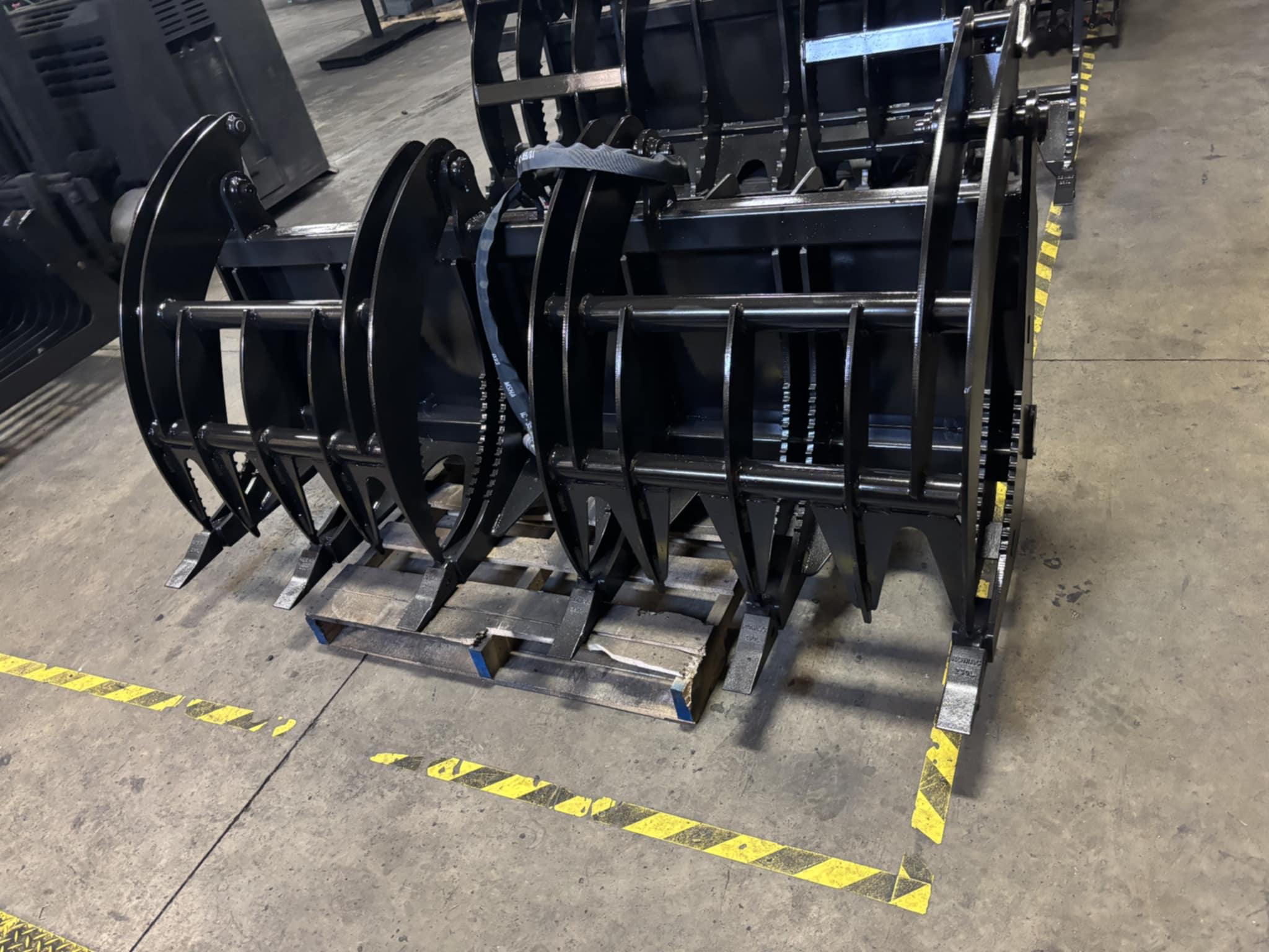 Prime HD Dual Clam Grapple - Image 5