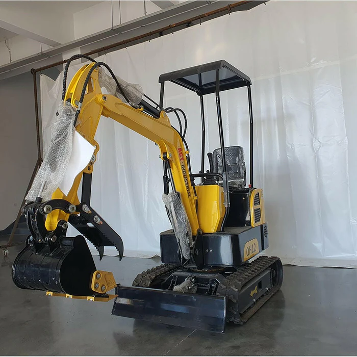1 Ton, 13.5 HP Gasoline Engine (B&S) Mini Excavator | QH12 - Image 2