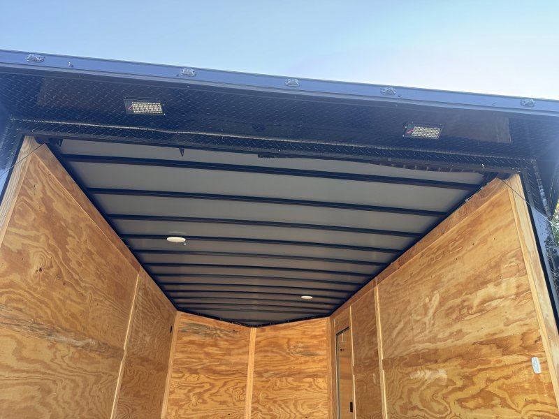 2025 Cynergy 8.5×16 Enclosed Pro Series Slant-V Blackout Ramp 10K - Image 7
