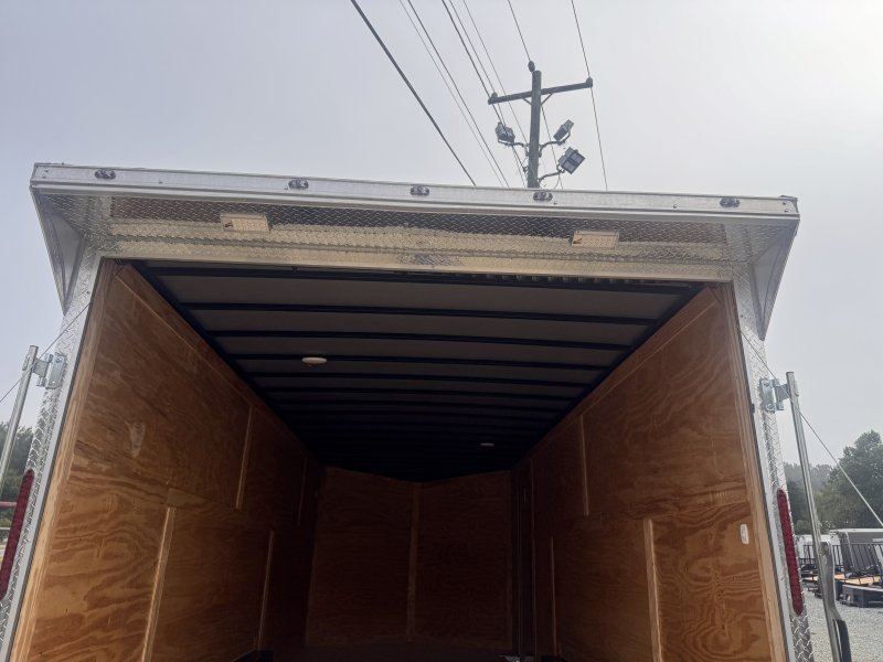 2025 Cynergy 8.5×20 Enclosed Pro Series Slant-V Ramp 10K - Image 8