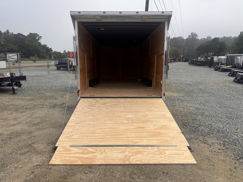 2025 Cynergy 8.5×20 Enclosed Pro Series Slant-V Ramp 10K - Image 7