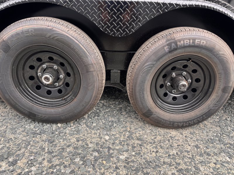 2025 Cynergy 8.5×24 Enclosed Pro Series Slant-V Blackout Ramp 10K - Image 4