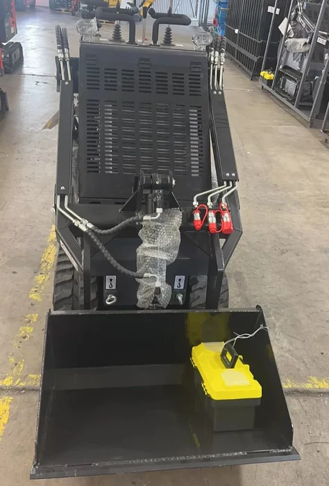 1 Ton, Mini Stand on Skid Loader Mini Crawler | CFG-KRT23 - Image 4